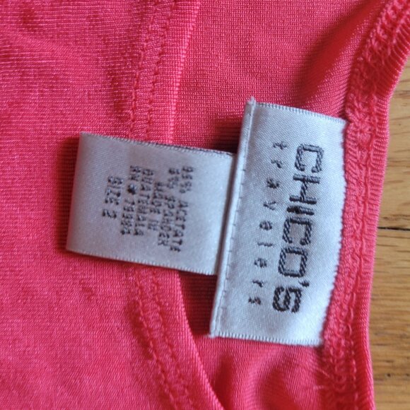 Chicos Travelers Red Tank Top Size 2 Slinky Stretchy Large - Picture 5 of 5